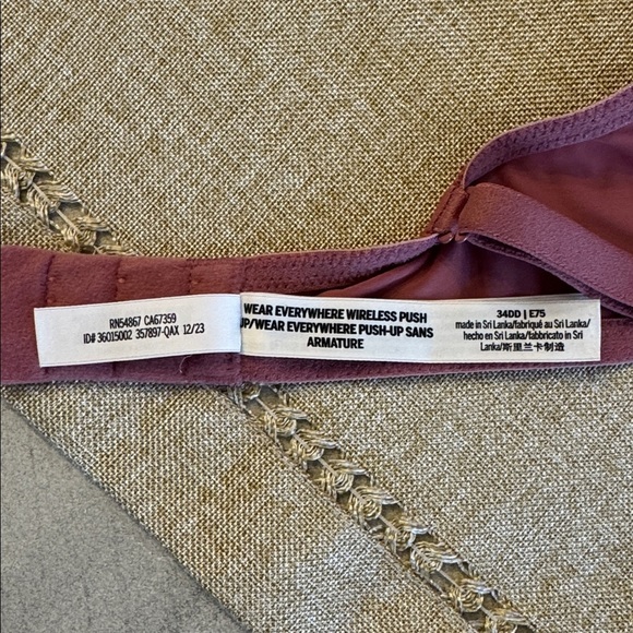 Pink Victoria's Secret Wireless Push Up Dusty Rose Bra - Picture 5 of 5